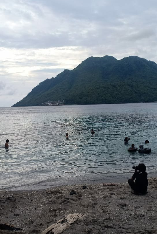 Jikomalamo Beach-特尔纳特必去景点