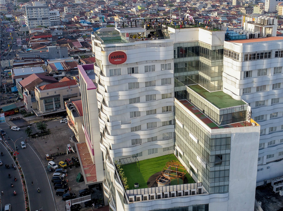 Harris Hotel Pontianak主图