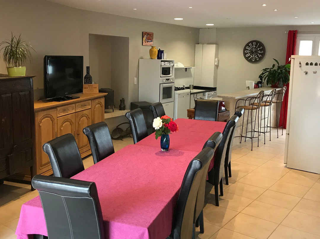 Chambres d'Hôtes Le Théâtre主图