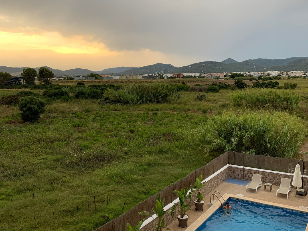 Los Escondidos Ibiza Suites主图