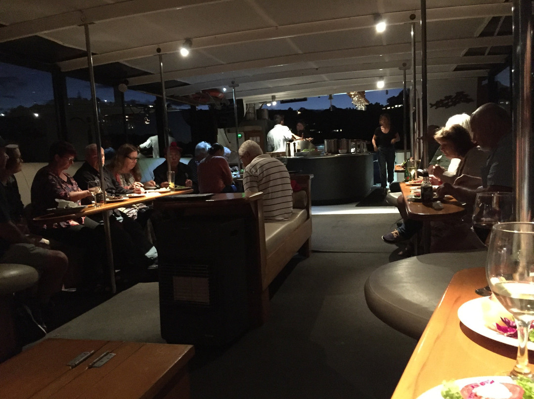 Darryl's Dinner Cruise景点图片