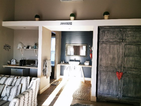 Plover Farmhouse Studios主图