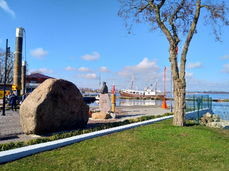 Pomnik gen. Józefa Hallera景点图片
