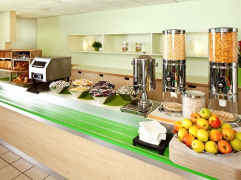 孚日圣迪耶宜必思快捷酒店-官方