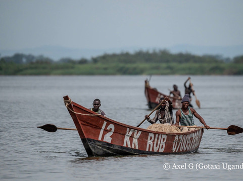 Go taxi Uganda safaris Ltd-恩德培必去景点