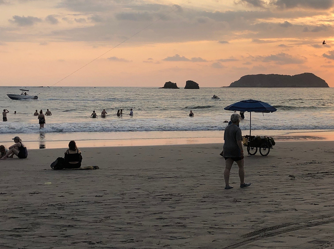 Playa Espadilla Norte景点图片
