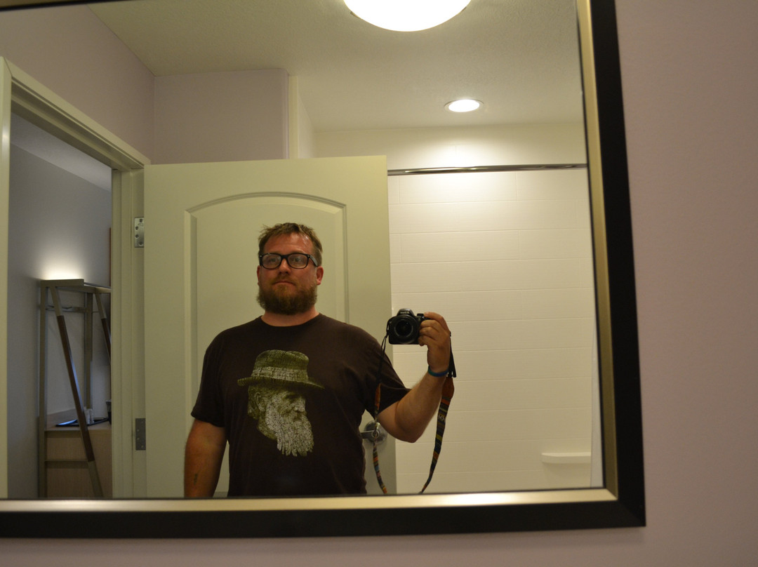 Holiday Inn Express & Suites Price By IHG主图