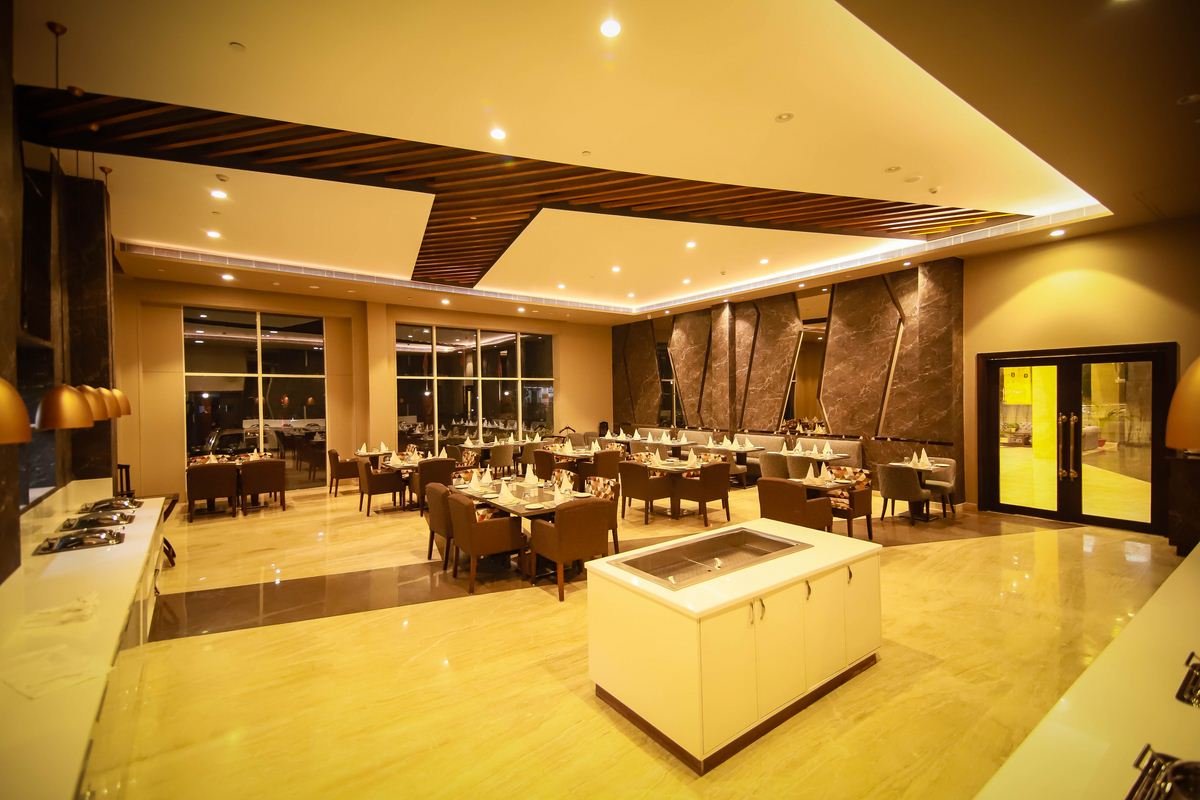 Ramada By Wyndham Aligarh-餐饮