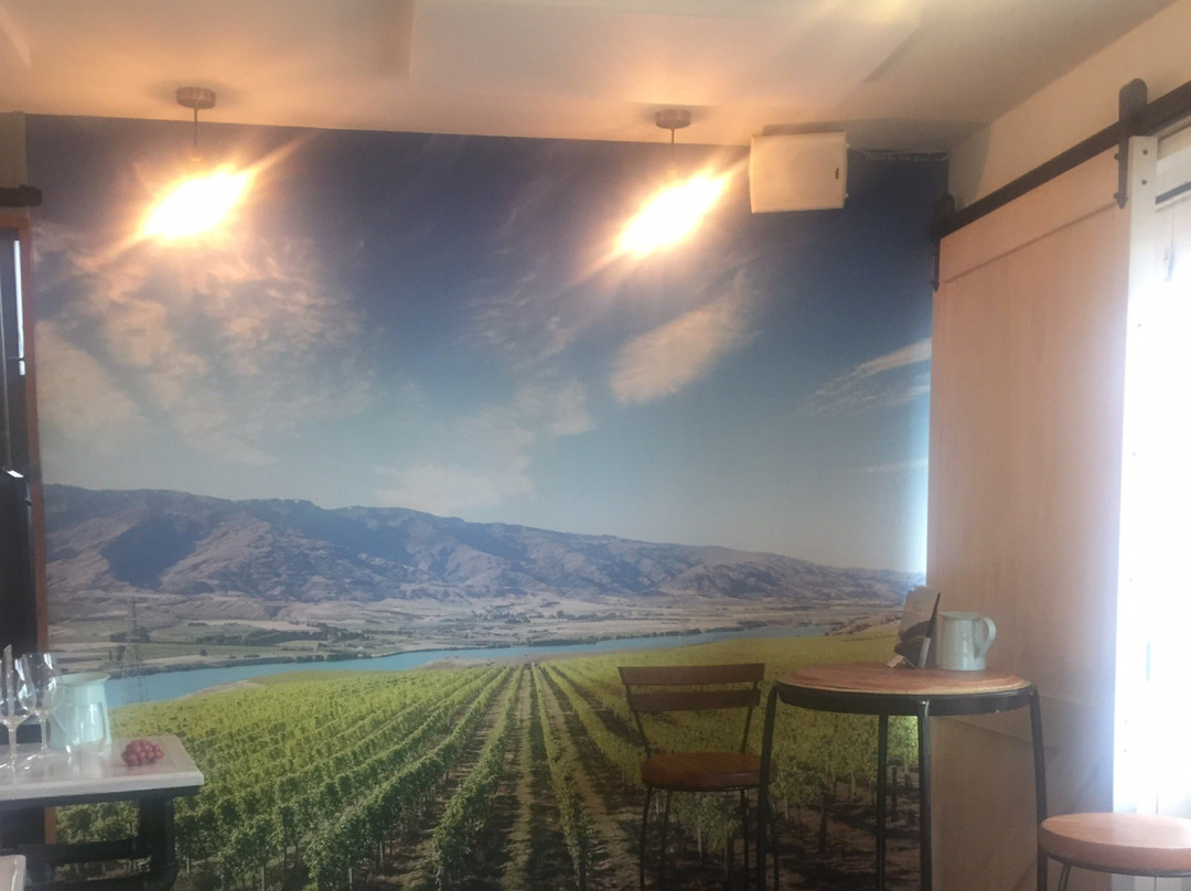 Misha's Vineyard Tasting Room-克伦威尔镇必去景点