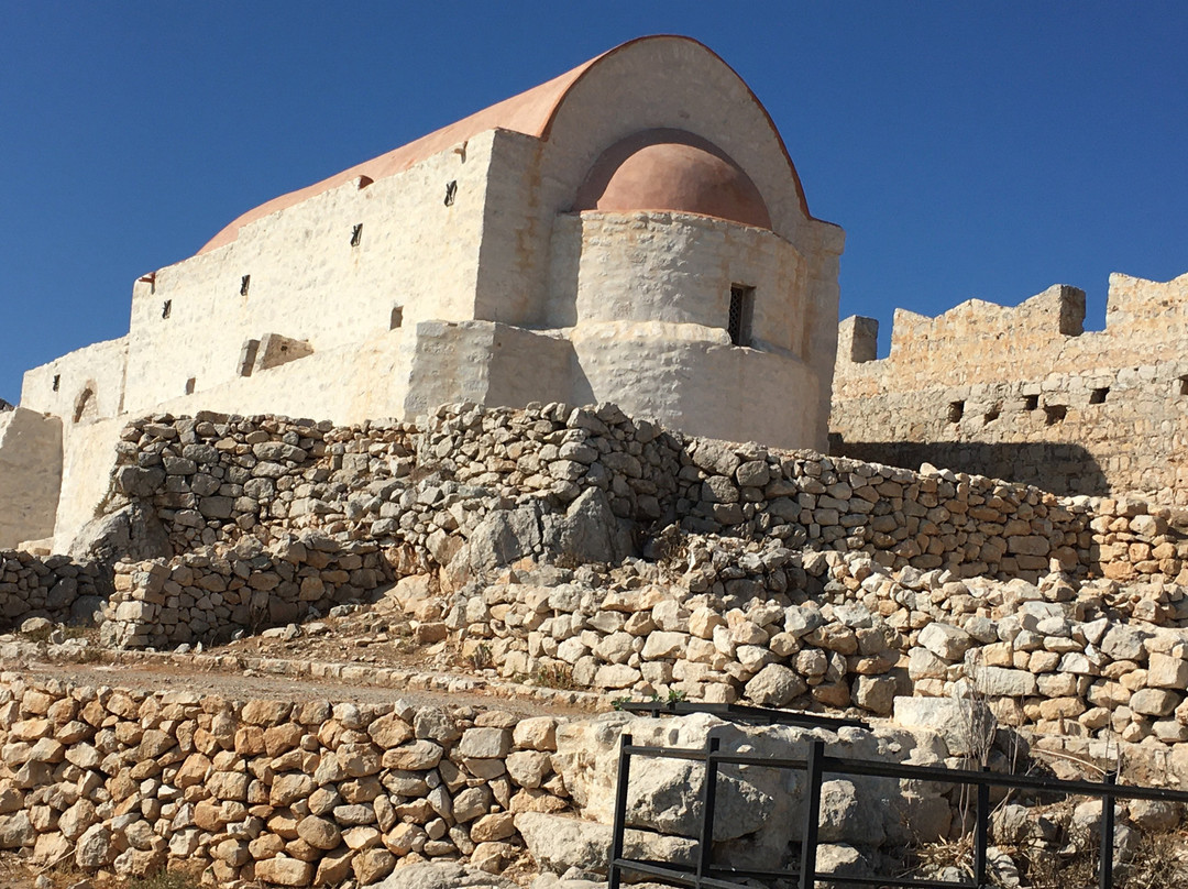 Meseoniko Kastro-Halki必去景点