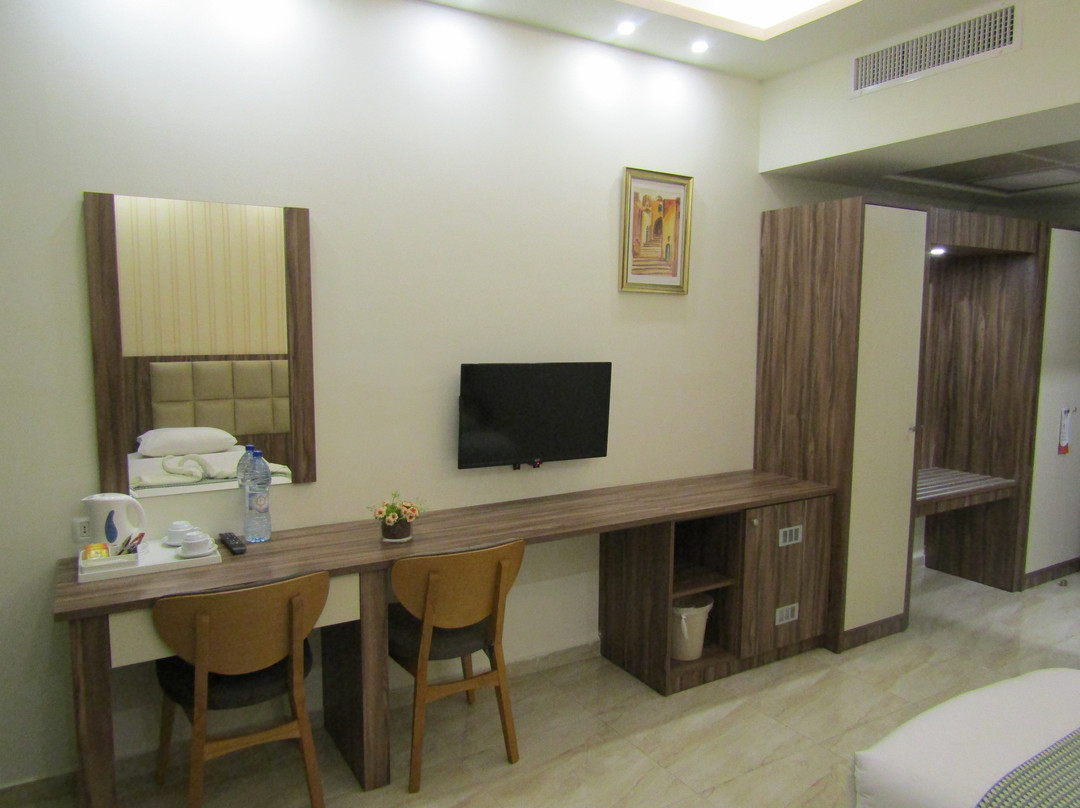 Paradise Premium Hotel主图