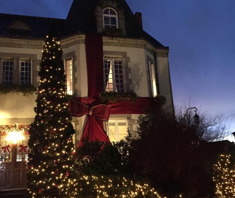 Le Petit Chateau主图