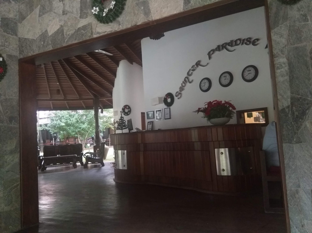 漫步天堂酒店主图