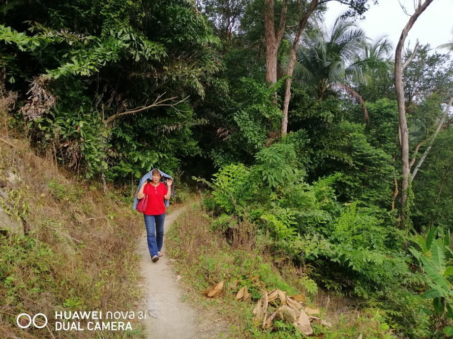 Gertak Sanggul Beach-Teluk Kumbar必去景点
