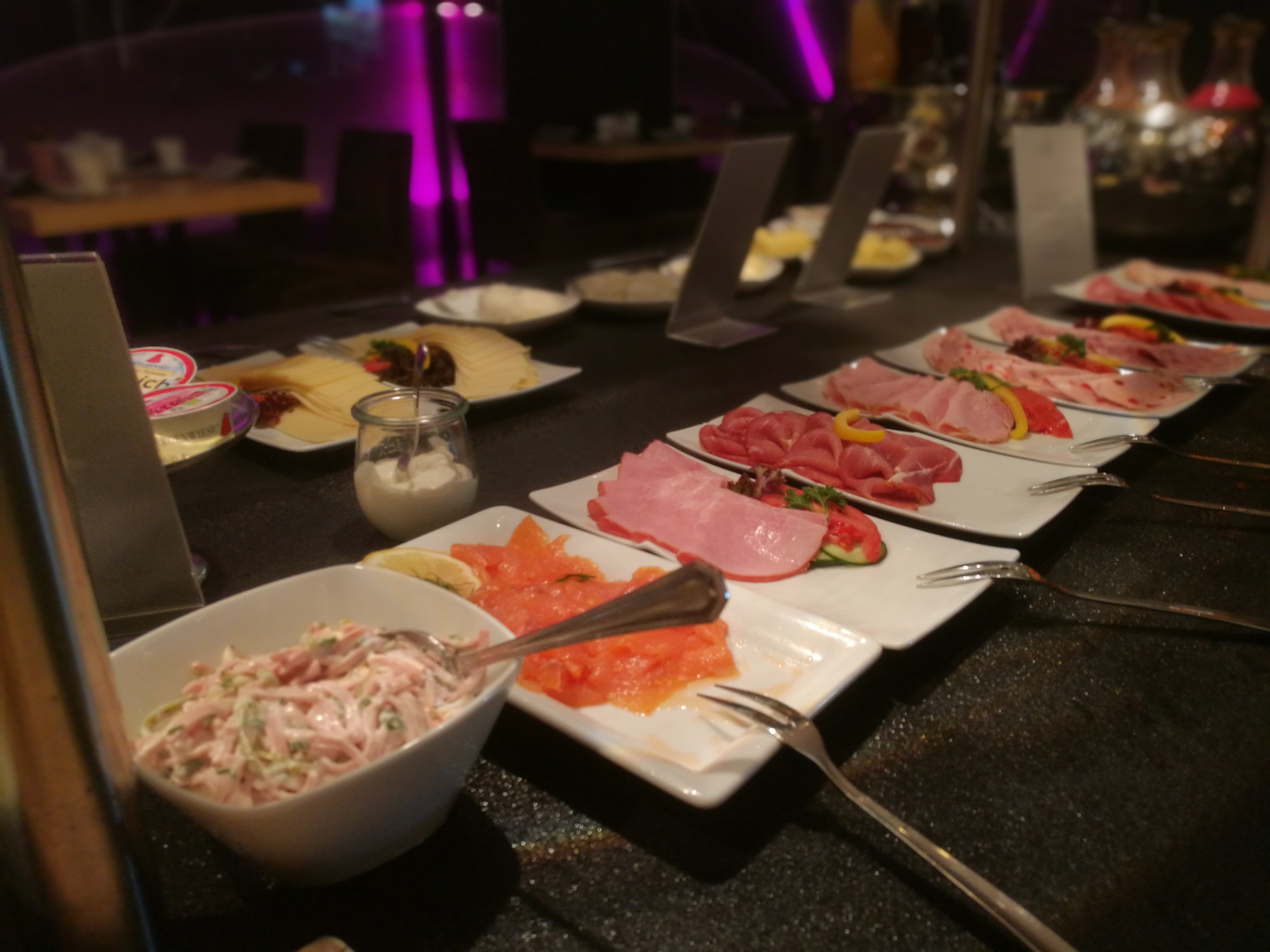 Atrium Hotel Mainz-餐饮