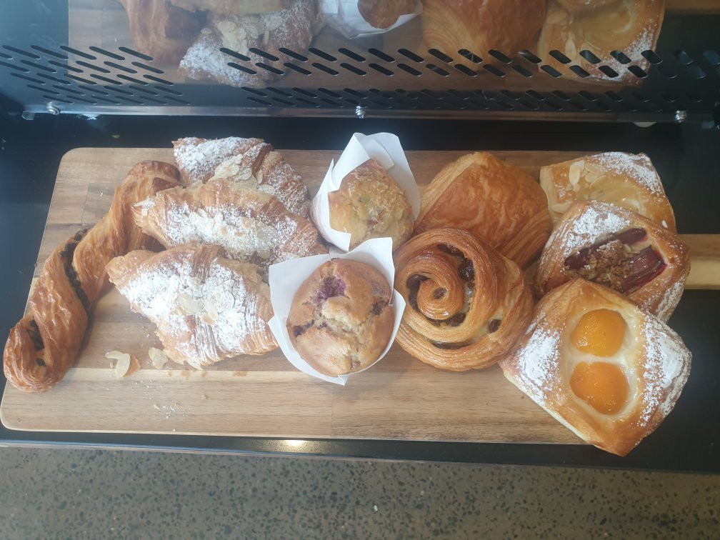 Fine Espresso Bar and Simplistic Spa-努萨维尔必去景点