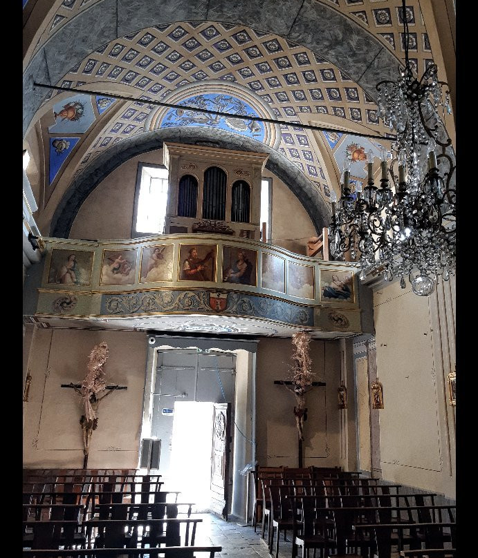 Chapelle Sainte Croix景点图片