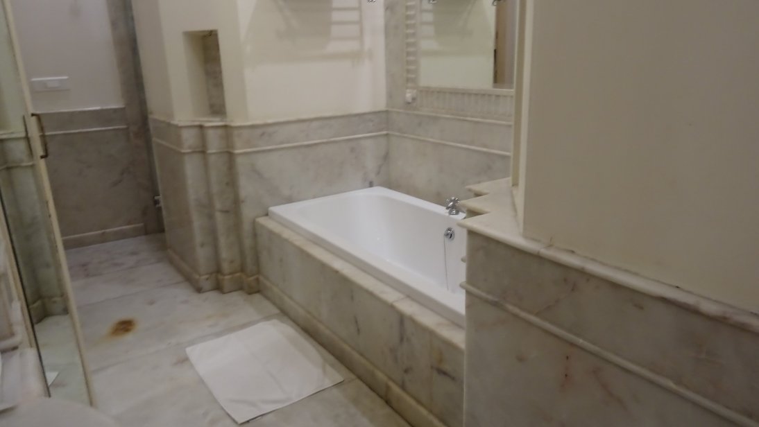 Raj Niwas Palace-浴室