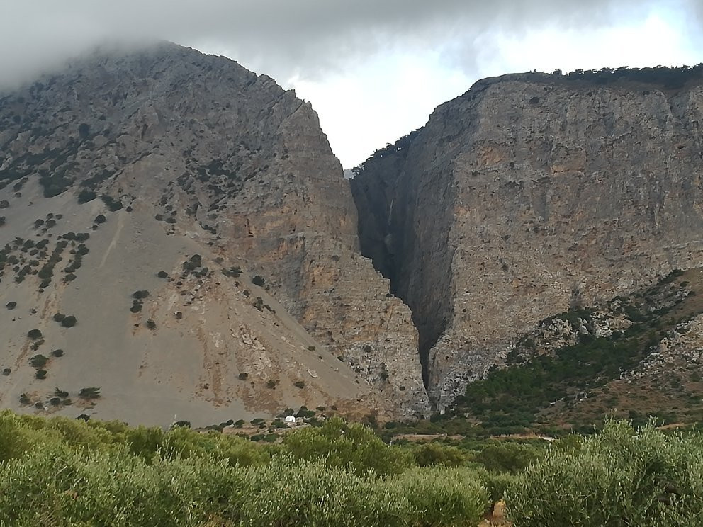 Thripti Mountain-Afentis Stavromenos-Ierapetra必去景点