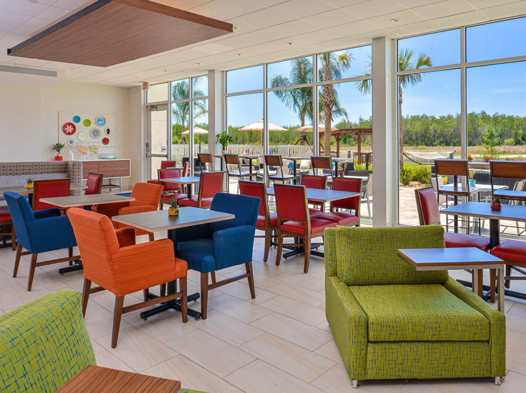 Holiday Inn Express & Suites Ruskin - Sun City By IHG主图