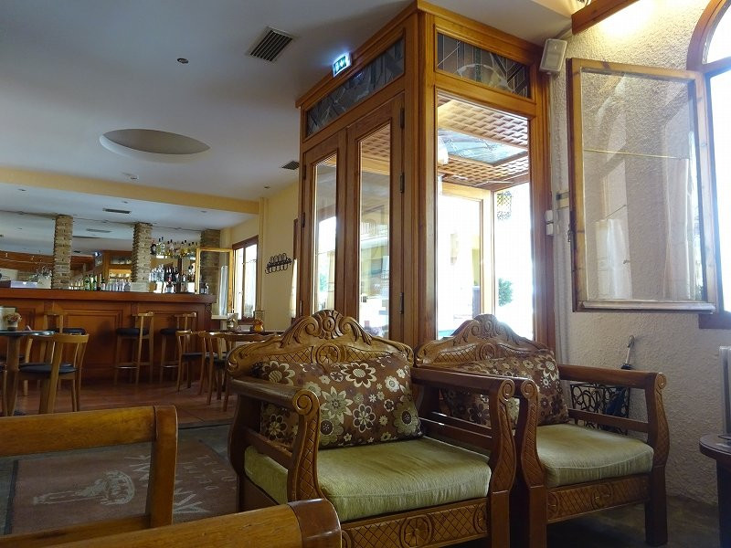 卫城戴尔斐酒店主图