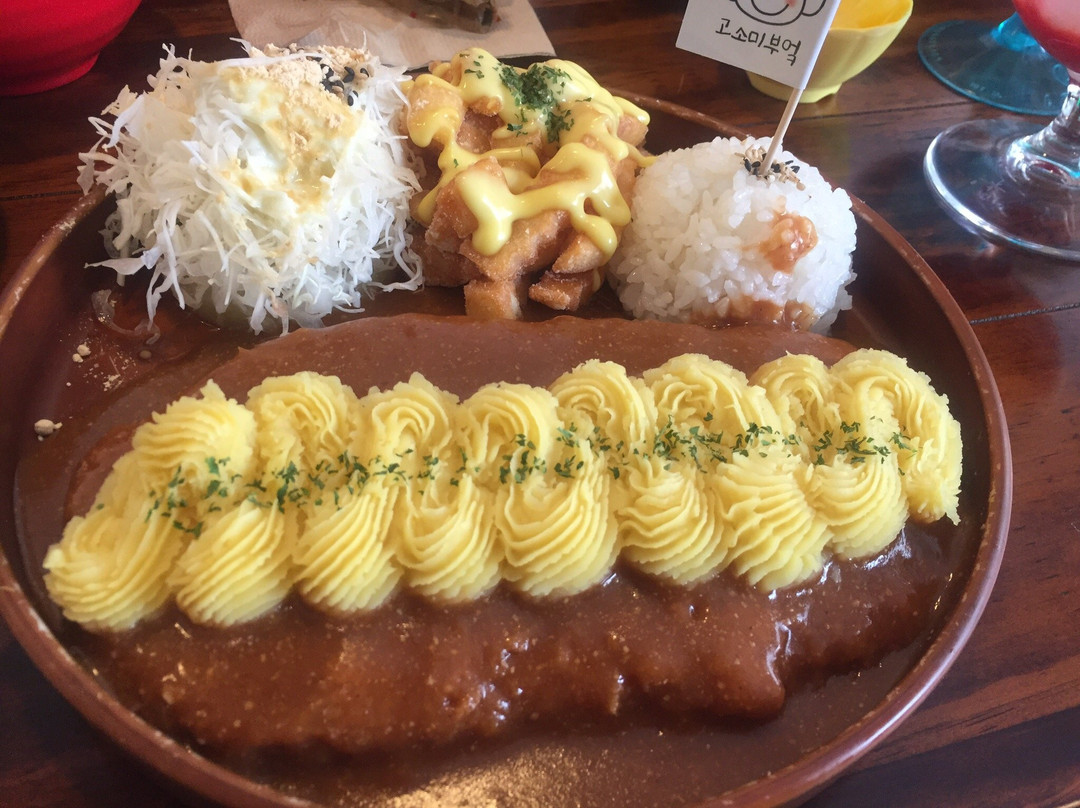 忠州市餐馆和美食-Gosomi Kitchen