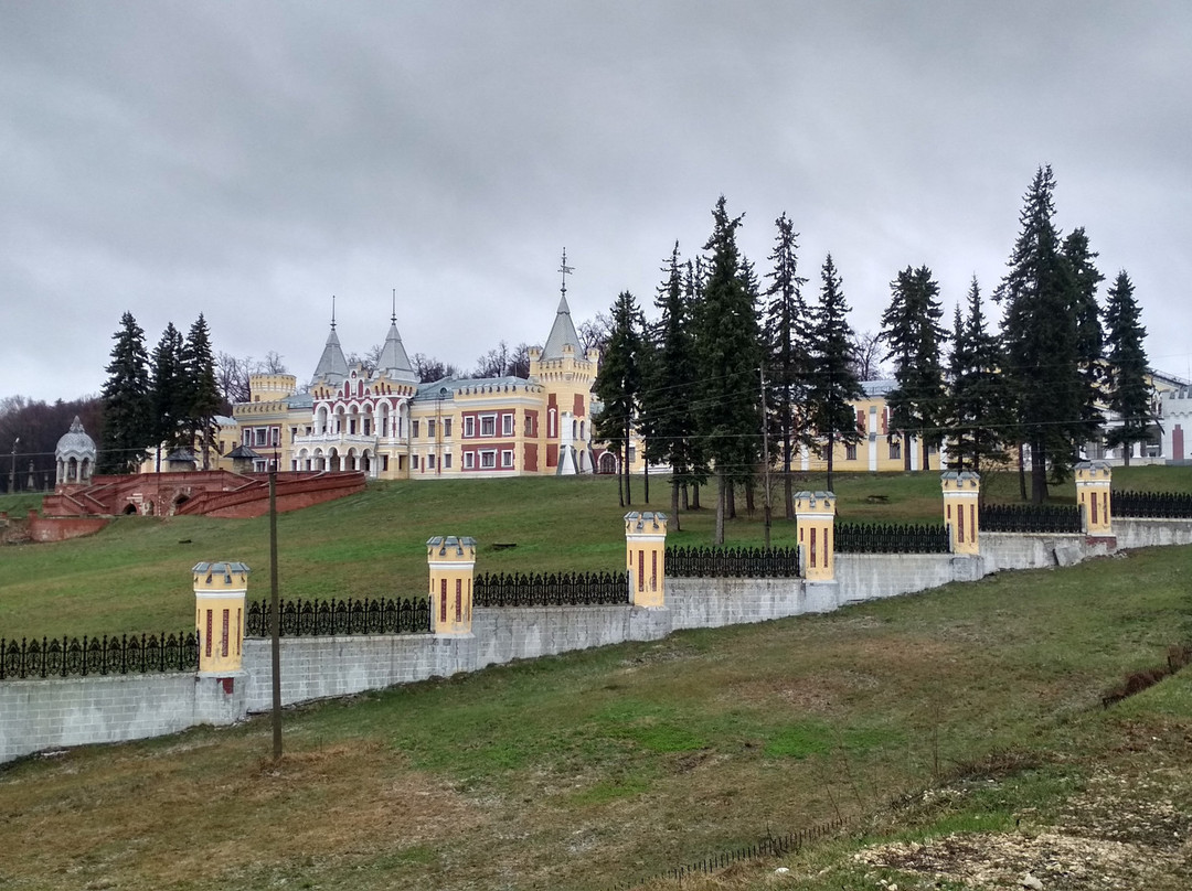 Von Derviz Manor-Kiritsy必去景点