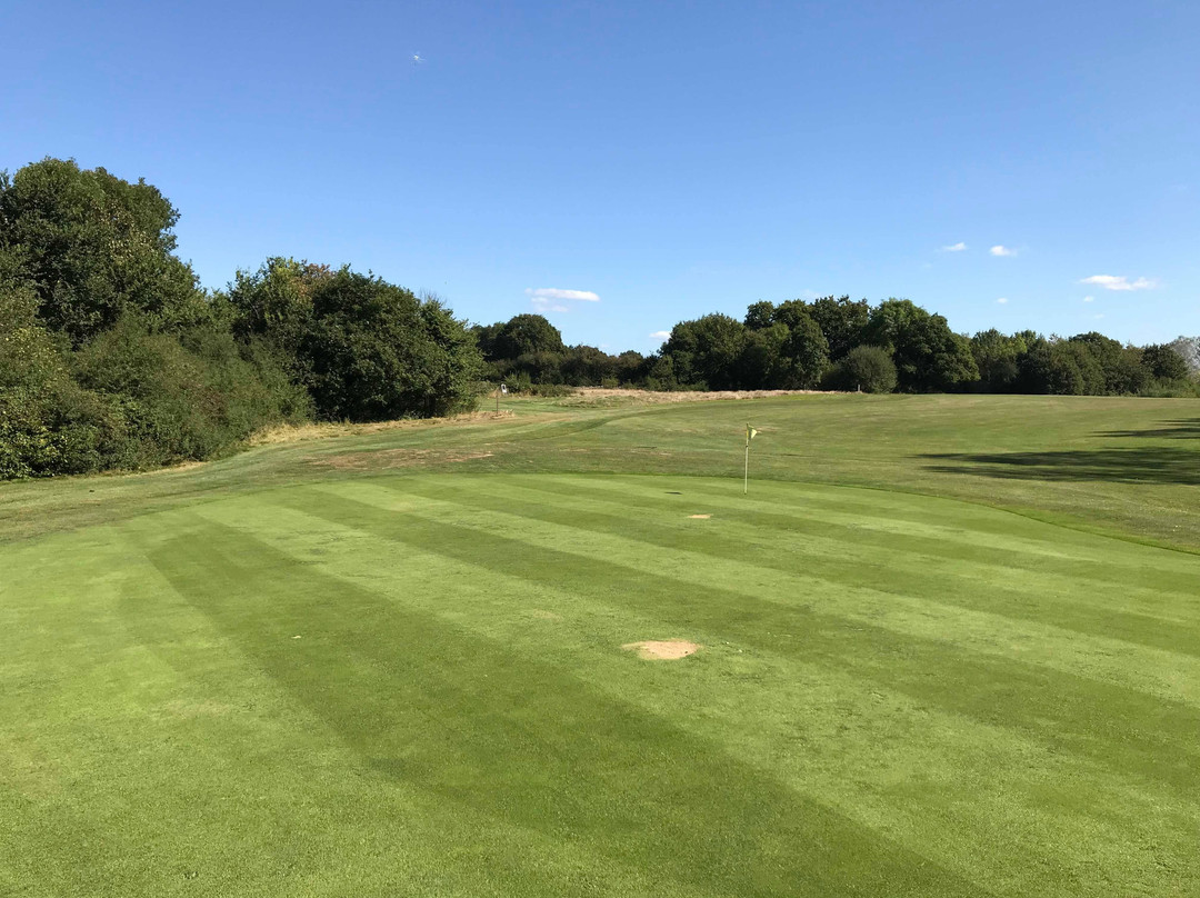 Kent & Surrey Golf & Country Club景点图片