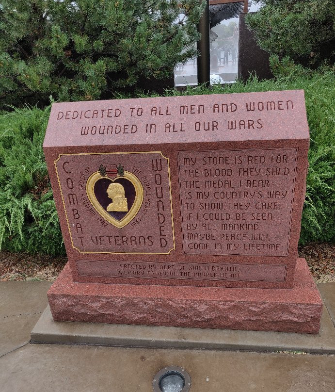 Flaming Fountain-皮尔必去景点