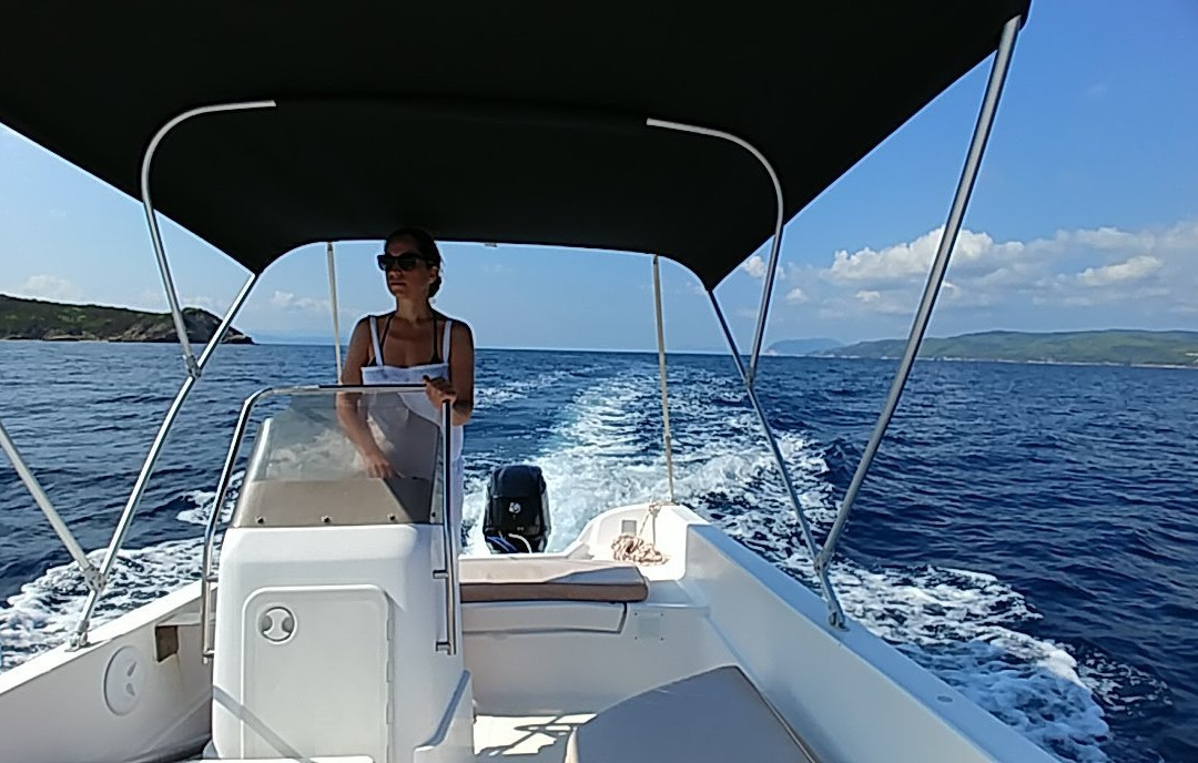 Vromolimnos watersports and boat rental景点图片