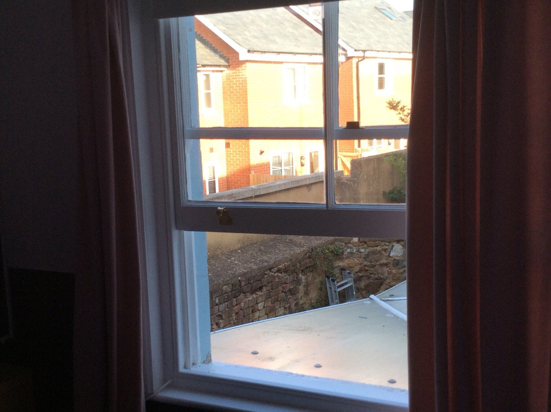 The Blue Mantle Guesthouse主图