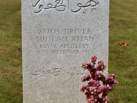 Beaulencourt British Cemetery-Ligny-Thilloy必去景点