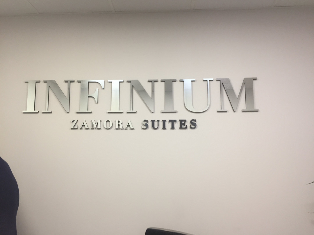 Infinium Zamora Suites主图
