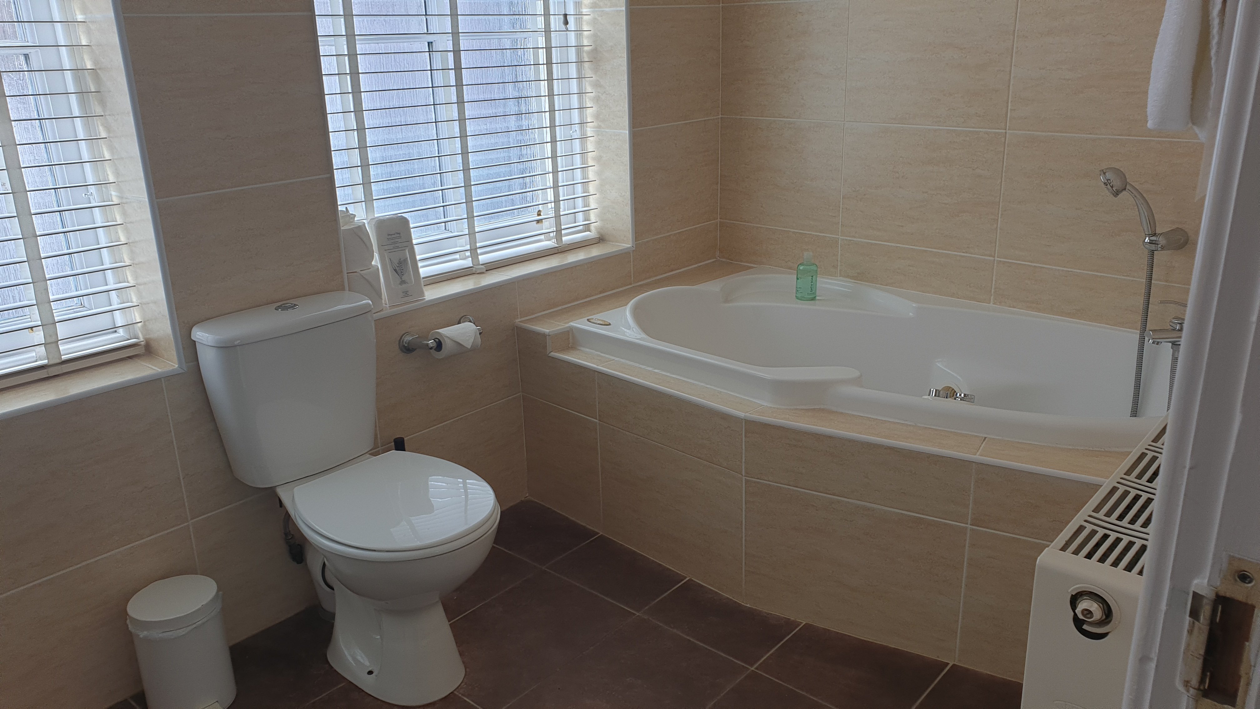 The Waterfront-浴室