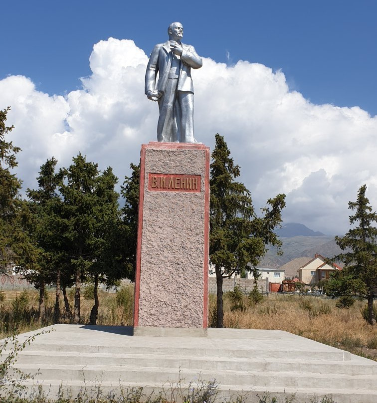 Lenin Statue-乔尔蓬阿塔必去景点