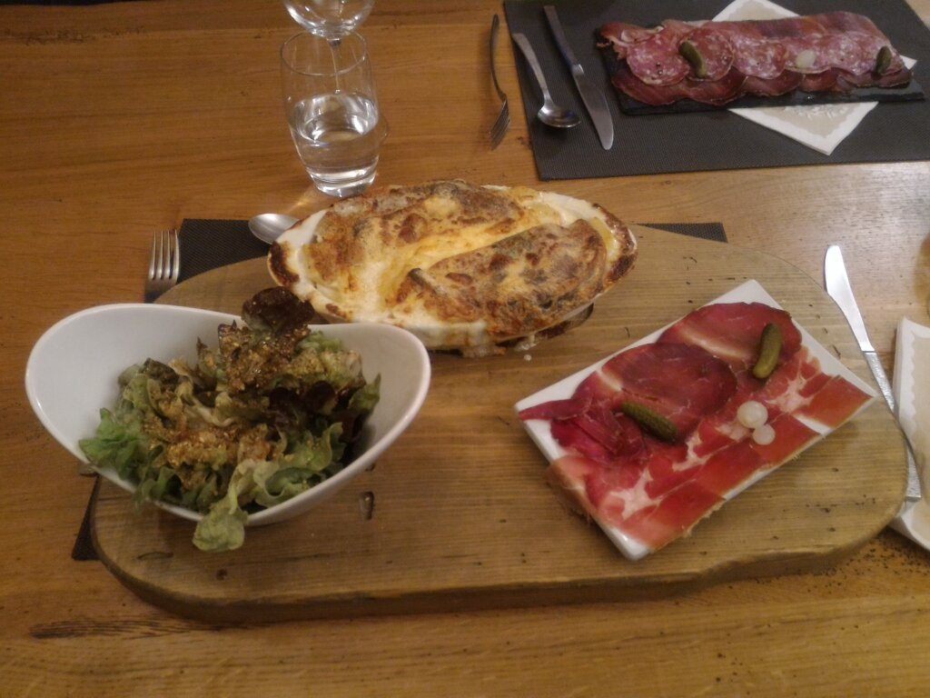 Hotel Le Caribou主图