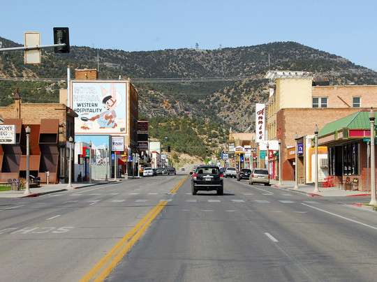 Prospector Hotel and Gambling Hall主图