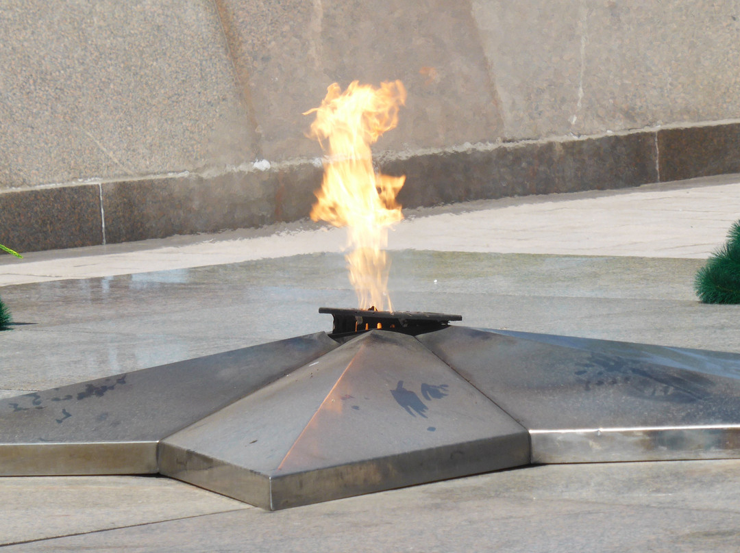 Memorial Eternal Flame-伊尔库茨克必去景点