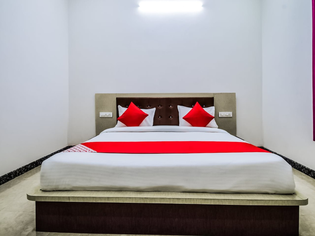 OYO 17026 The Pushkar Mantra Resort主图