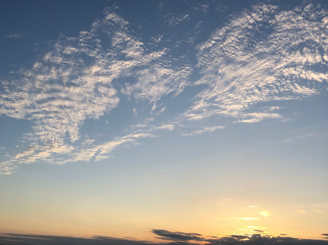 Sunset Breeze Hota主图