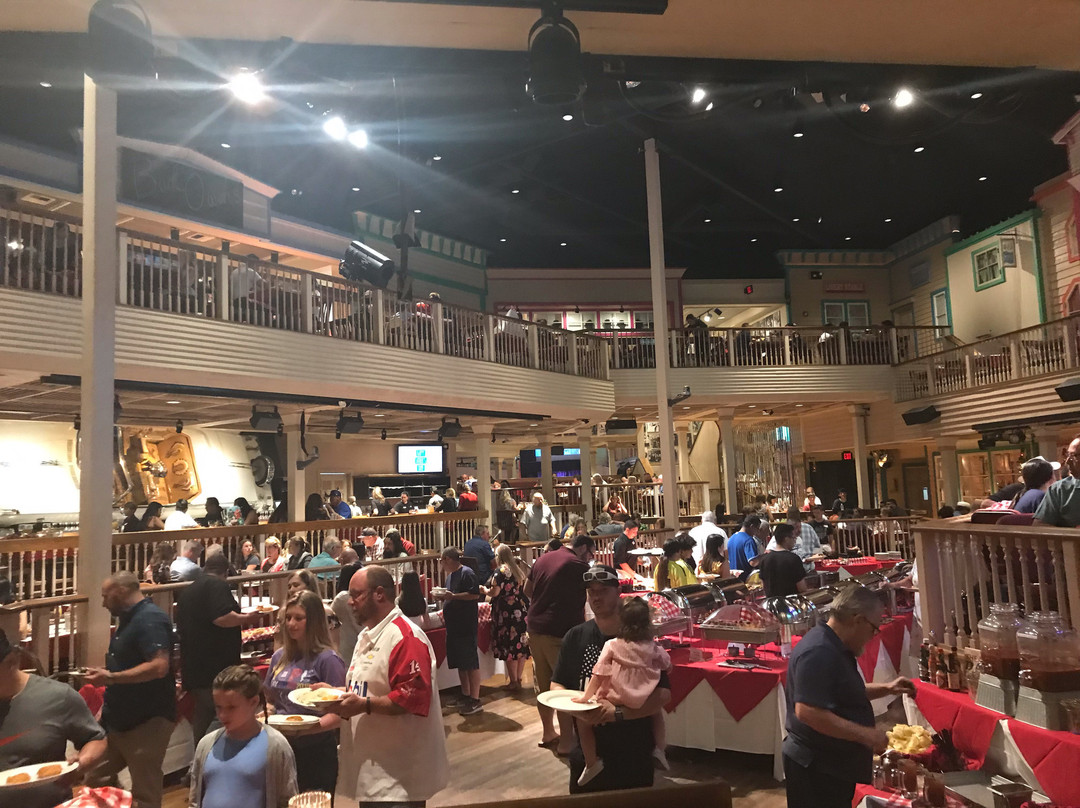 Buck Owens' Crystal Palace-贝克斯菲尔德必去景点