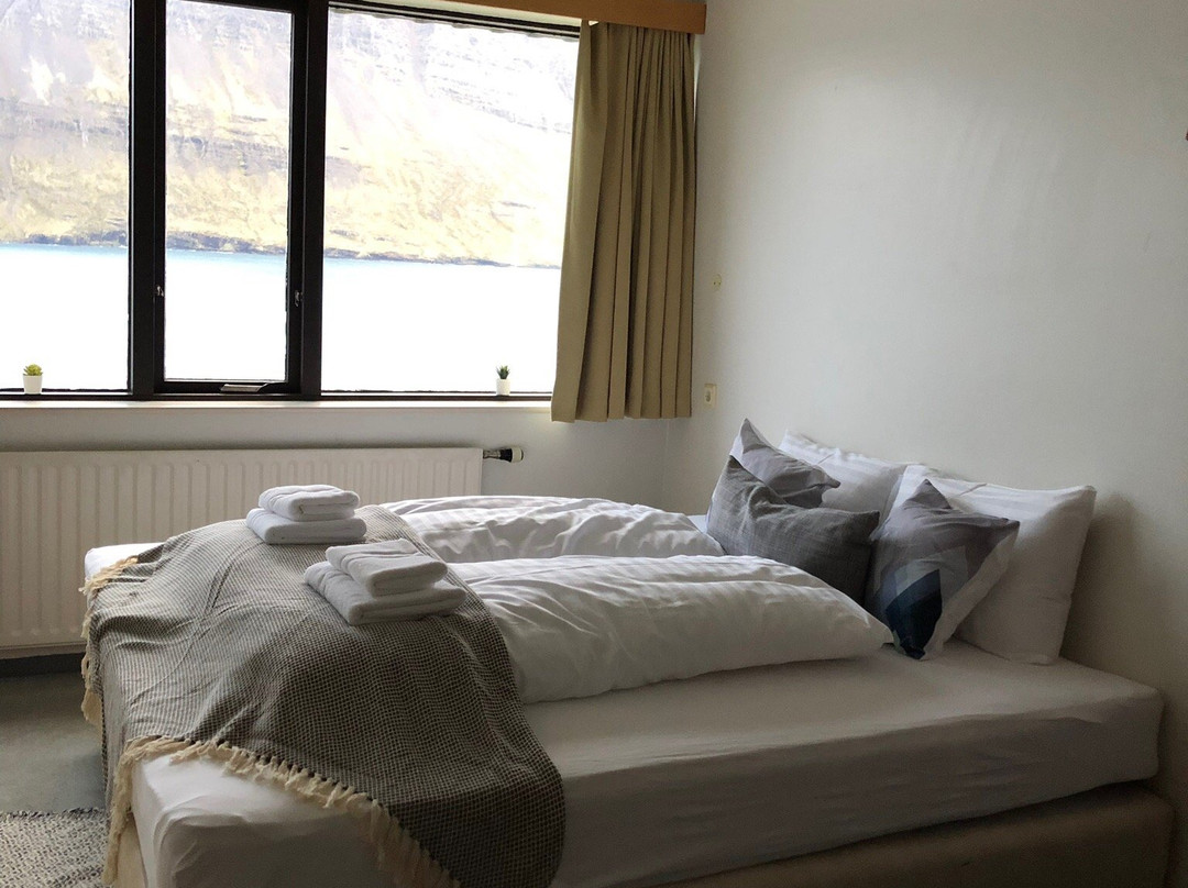 The Cliff Hotel