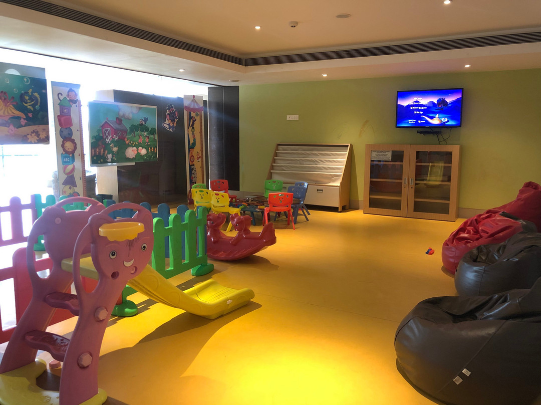 诺富特驿马吉卡科波利酒店主图