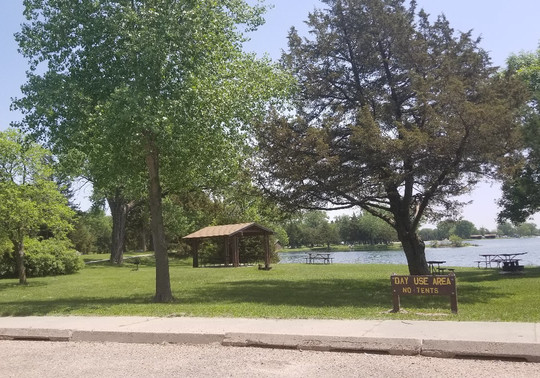 Mormon Island State Recreation Area-Doniphan必去景点