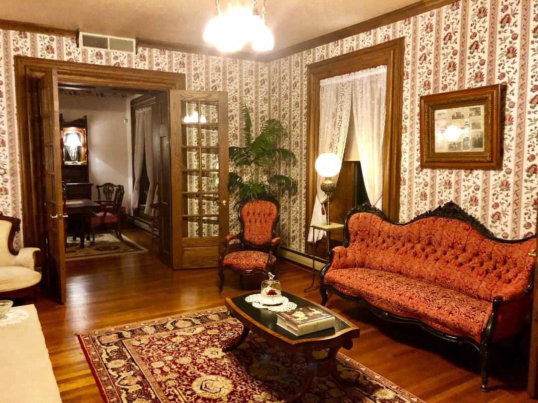 Clover Cliff Ranch Bed and Breakfast主图