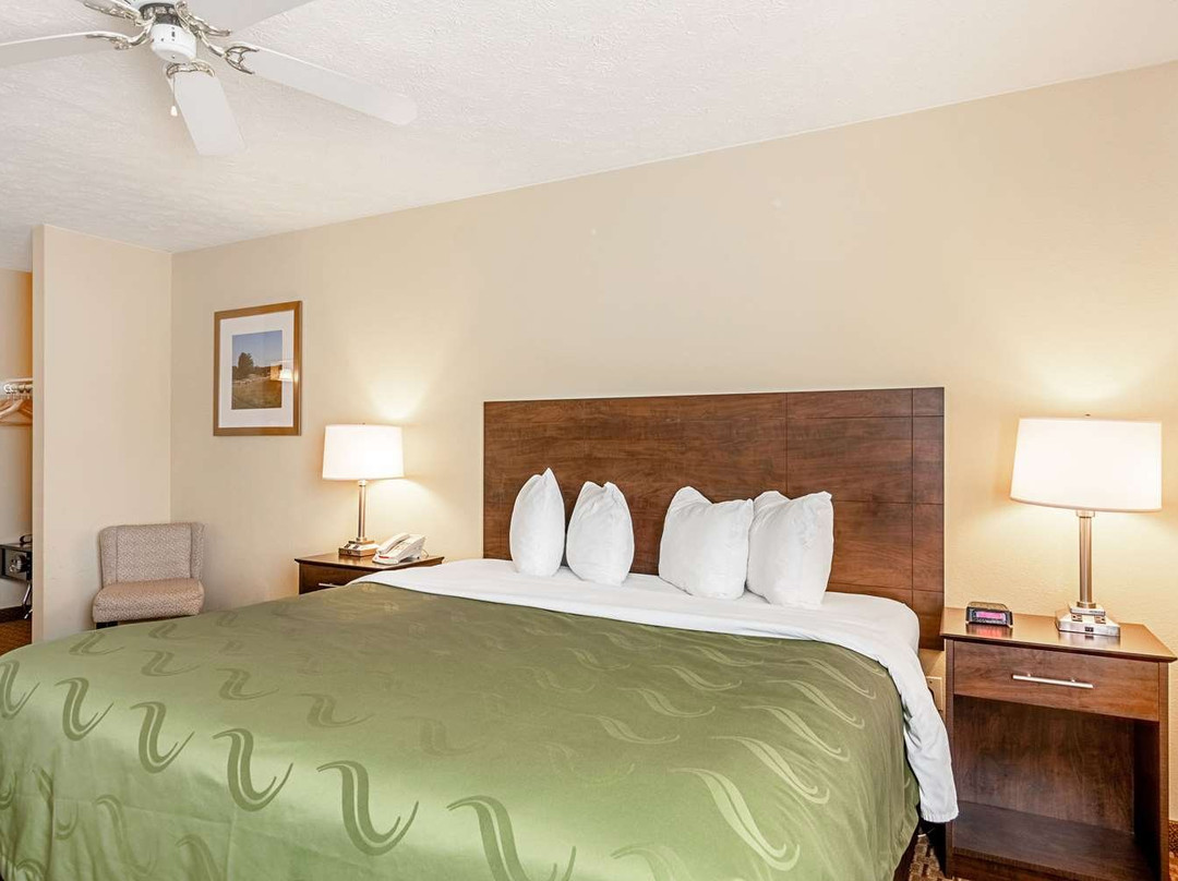 Quality Inn Burkeville Hwy 360 & 460主图