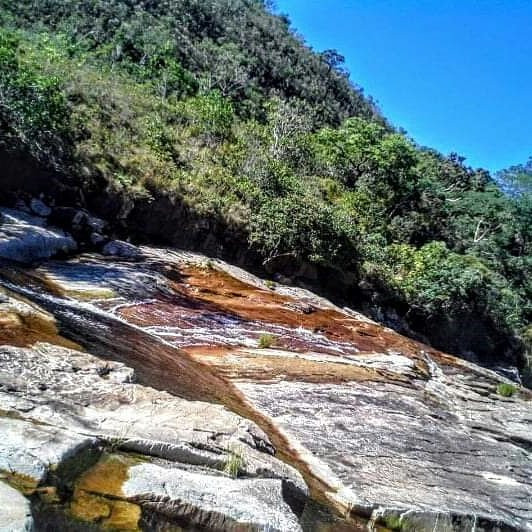 JACARANDÁ CHALÉS Com Piscina em SÃO JOSÉ Da Serra MG