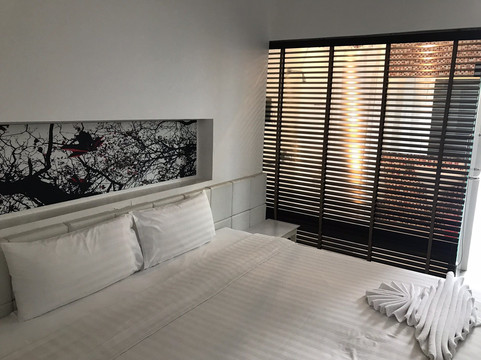 嘉乐丽酒店主图