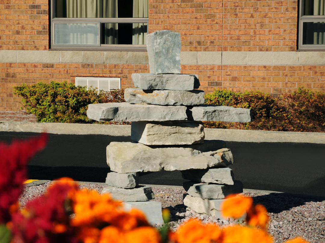 Travelway Inn Sudbury主图