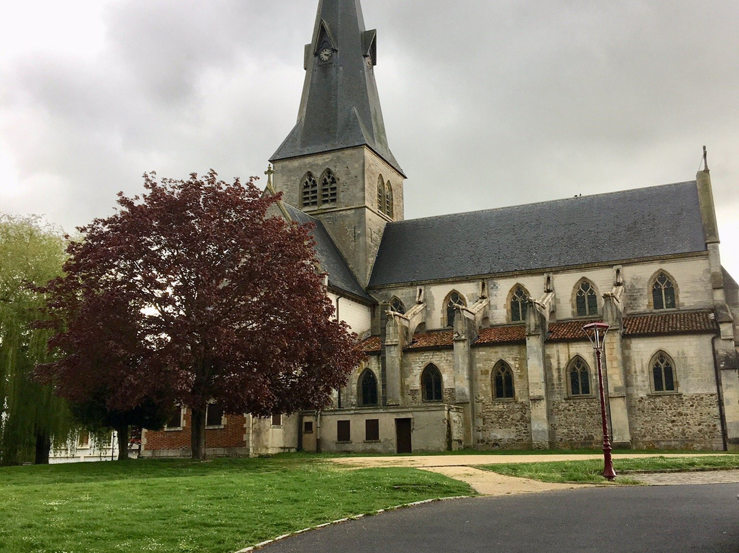 Eglise Saint Martin-Suippes必去景点